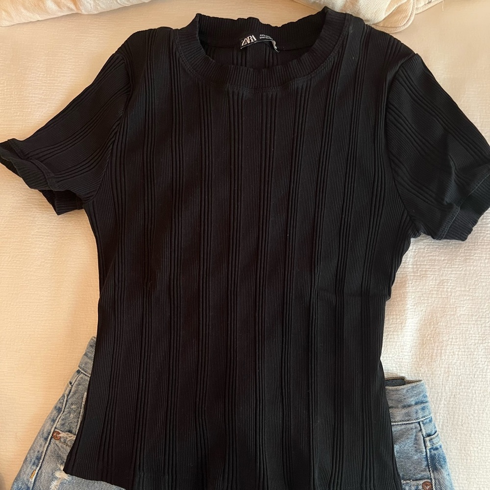 Heavyweight ribbed black tee